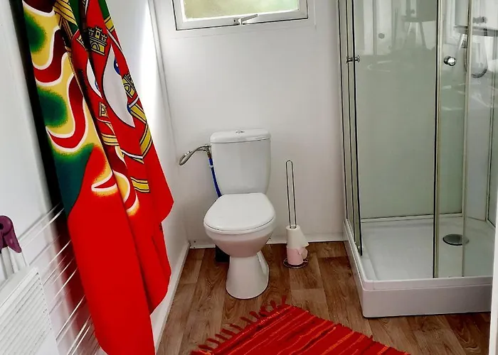 Chalet بيت للعطل *